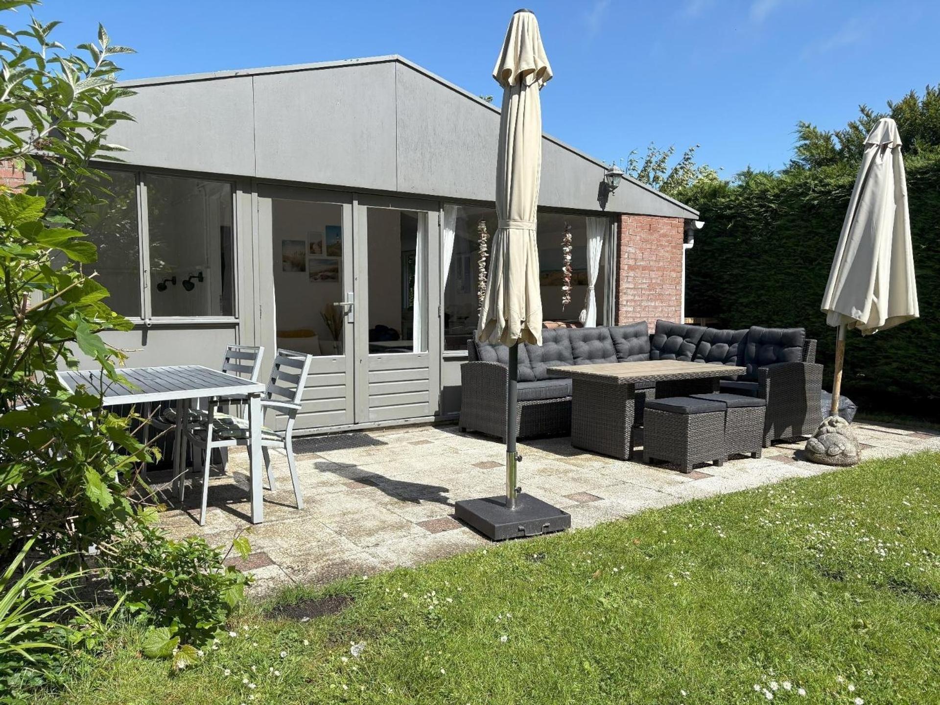 Gemuetliches, Helles Ferienhaus Mit Privatem Garten In Gepflegtem Ferienpark Warmenhuizen Extérieur photo