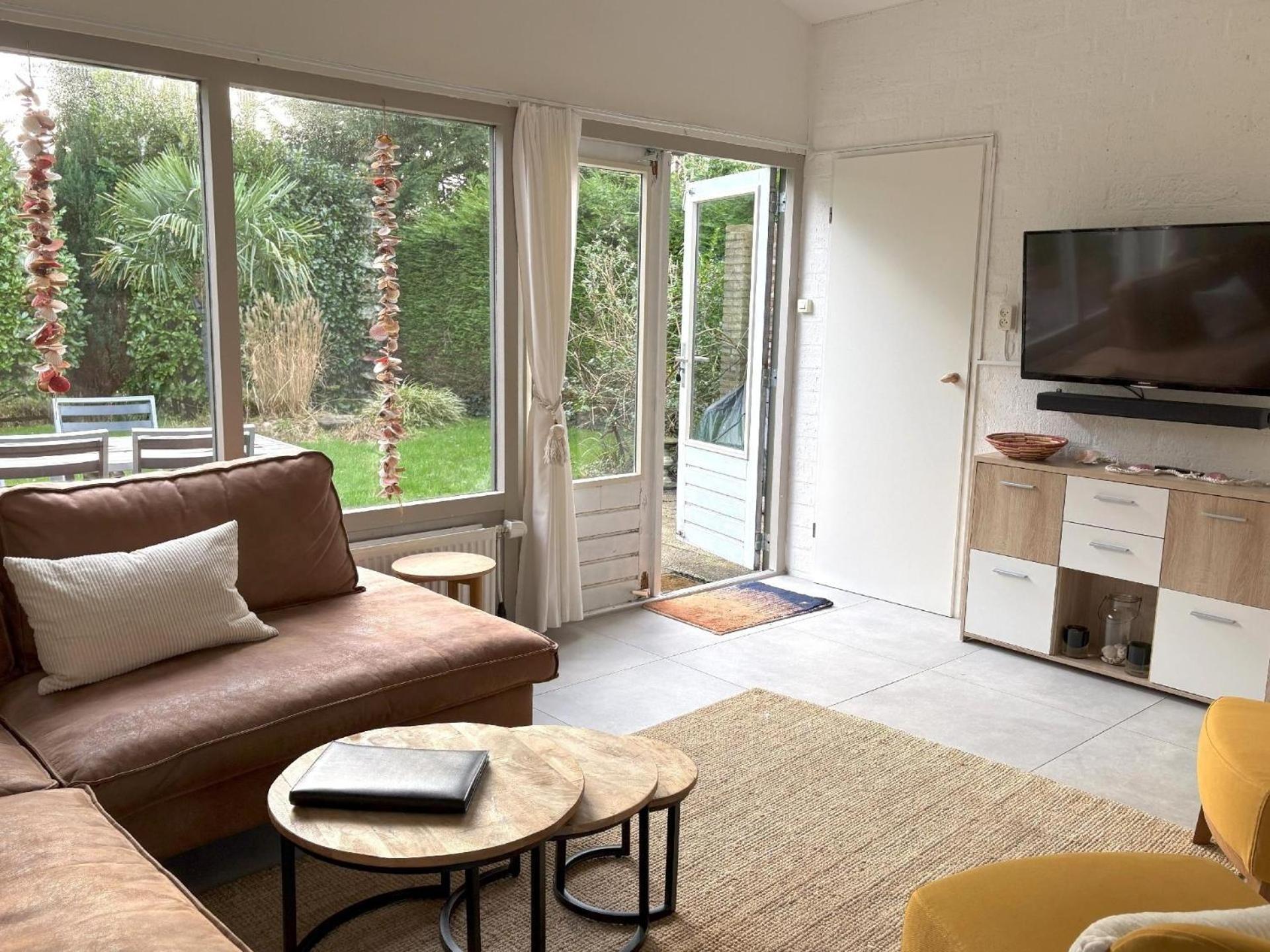 Gemuetliches, Helles Ferienhaus Mit Privatem Garten In Gepflegtem Ferienpark Warmenhuizen Extérieur photo